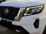 Новая NISSAN NAVARA 2.5L 4X4 LE PLUS D/C Бензин КП Mеханика 2026 год - фото 1