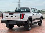 Toyota Hilux 2.7L V4 4×4, Petrol, Automatic, 2027 model - фото 2