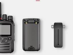 Walkie-talkies and Radio Stations Produced 4G LTE POC with a global network, range of 5000